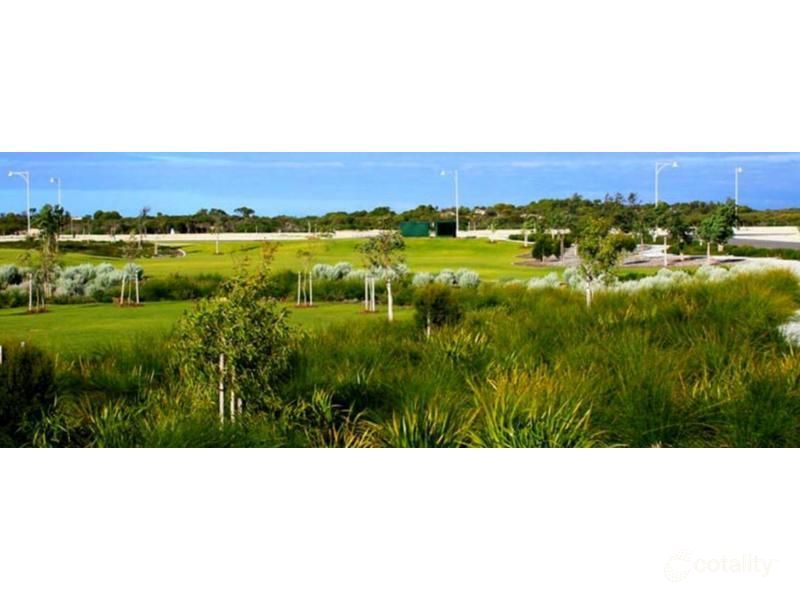 9 Davis Way, Lancelin, WA 6044