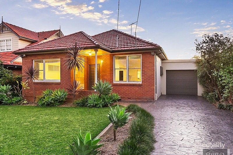53 Pemberton St, Strathfield, NSW 2135