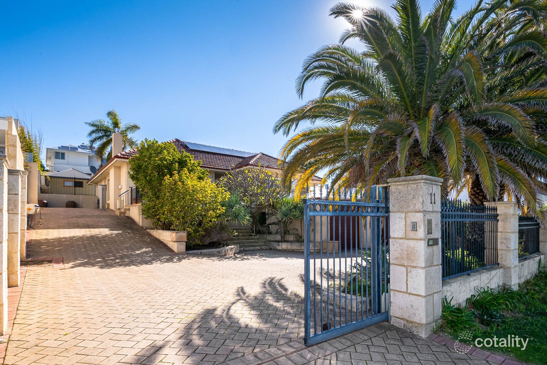 11 Mahlberg Ave, Woodlands, WA 6018