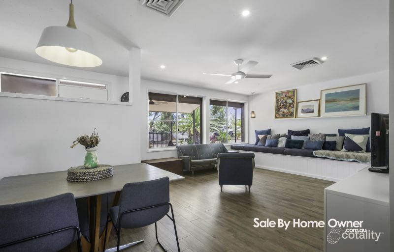 14 Berkeley Cres, Dampier, WA 6713