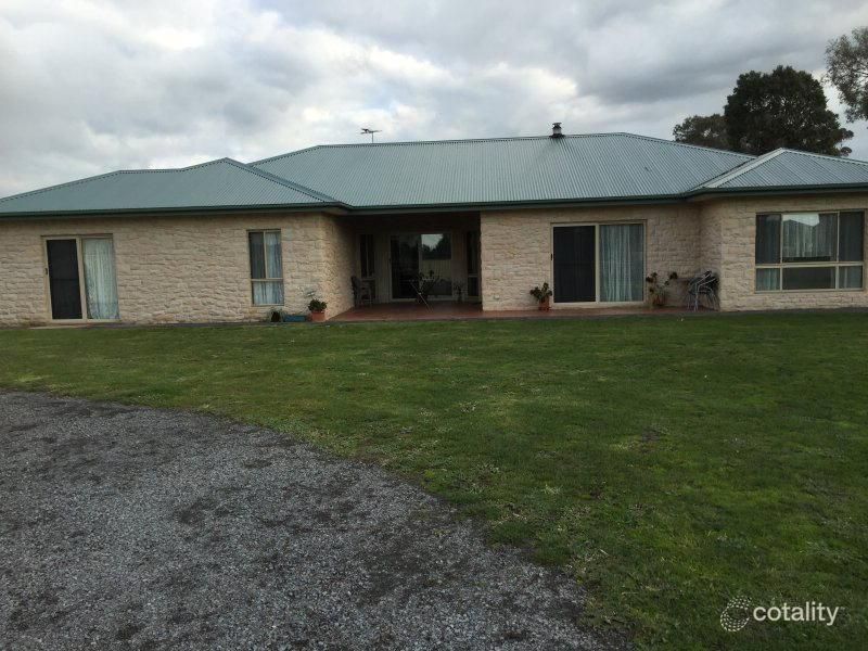 31-33 Woodburn St, Dunkeld, VIC 3294