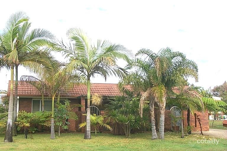 14 Kambora St, Warana, QLD 4575