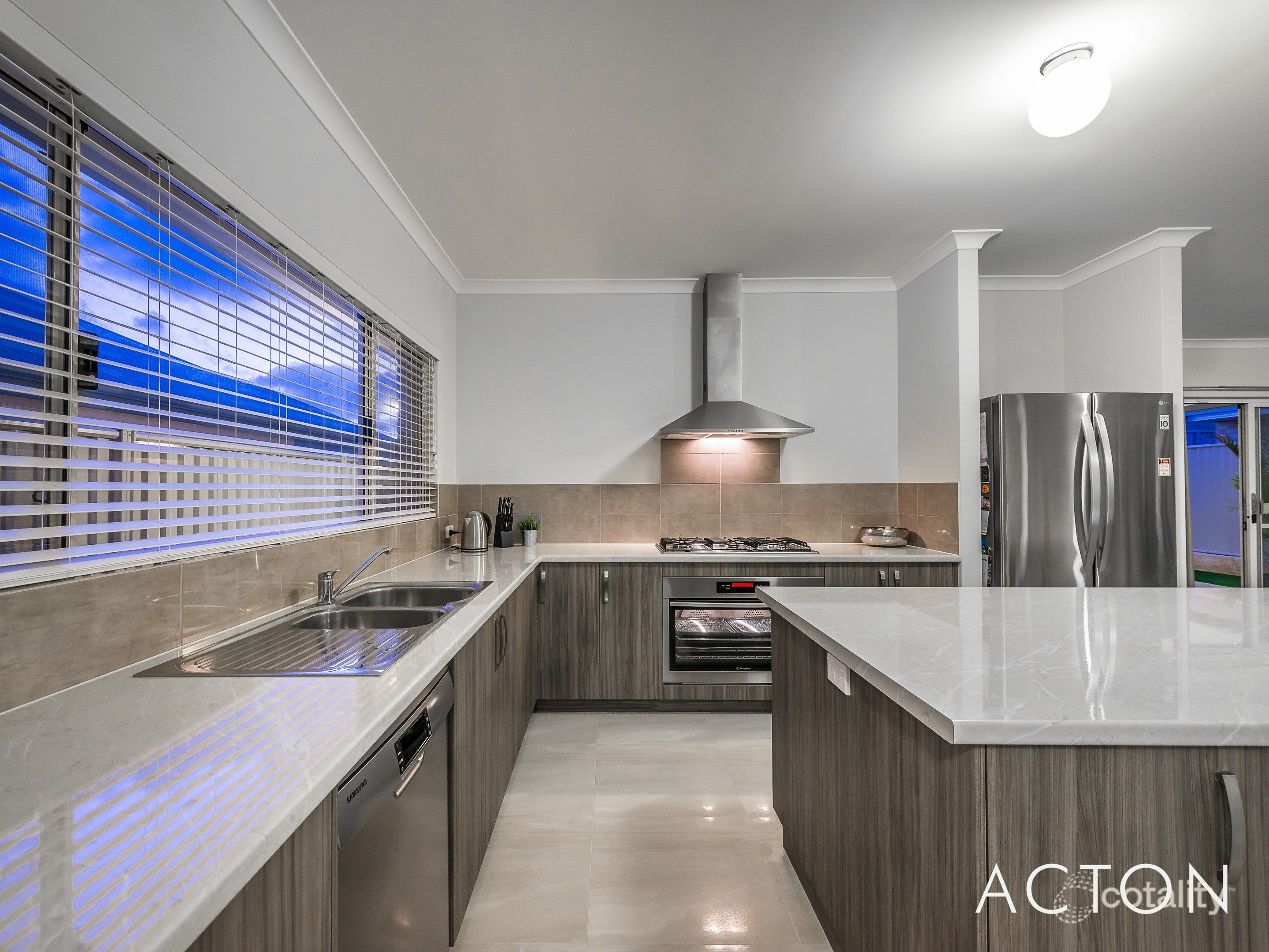 46 Danforth Cres, Alkimos, WA 6038