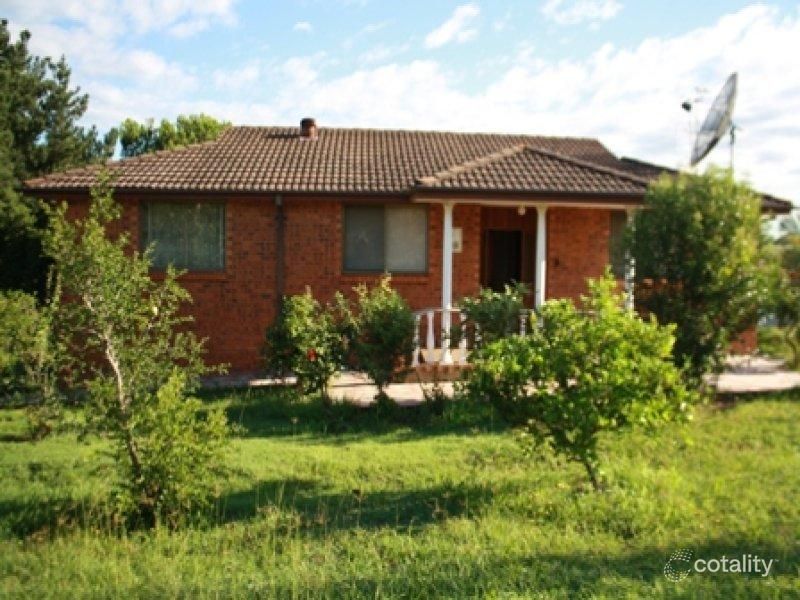 107 Castle Rd, Orchard Hills, NSW 2748