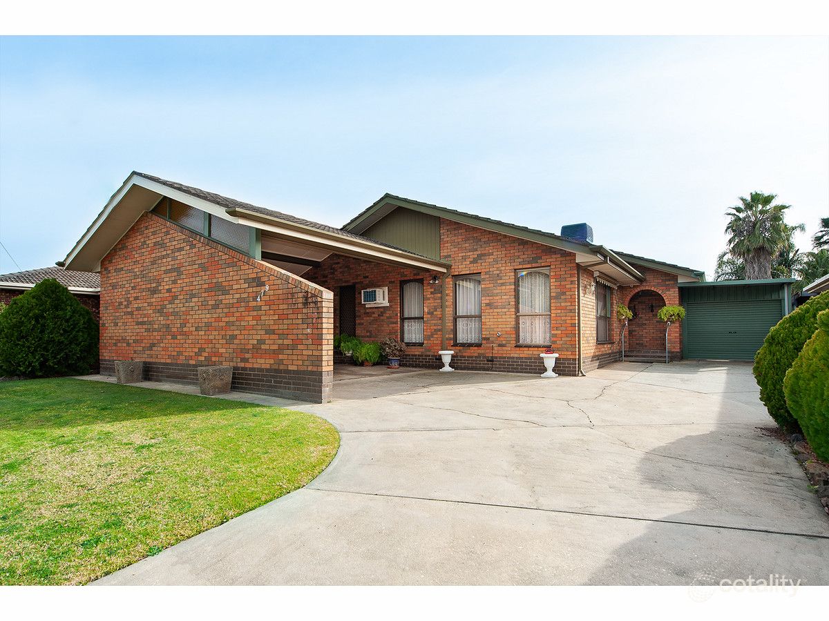 479 Laramee Dr, Lavington, NSW 2641