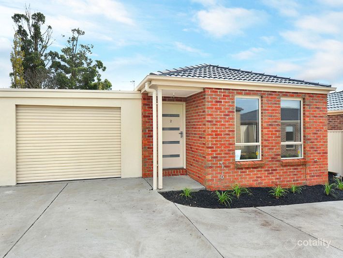 2 Sasha Ct, Sebastopol, VIC 3356