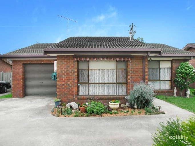 2/1 Helms St, Newcomb, VIC 3219