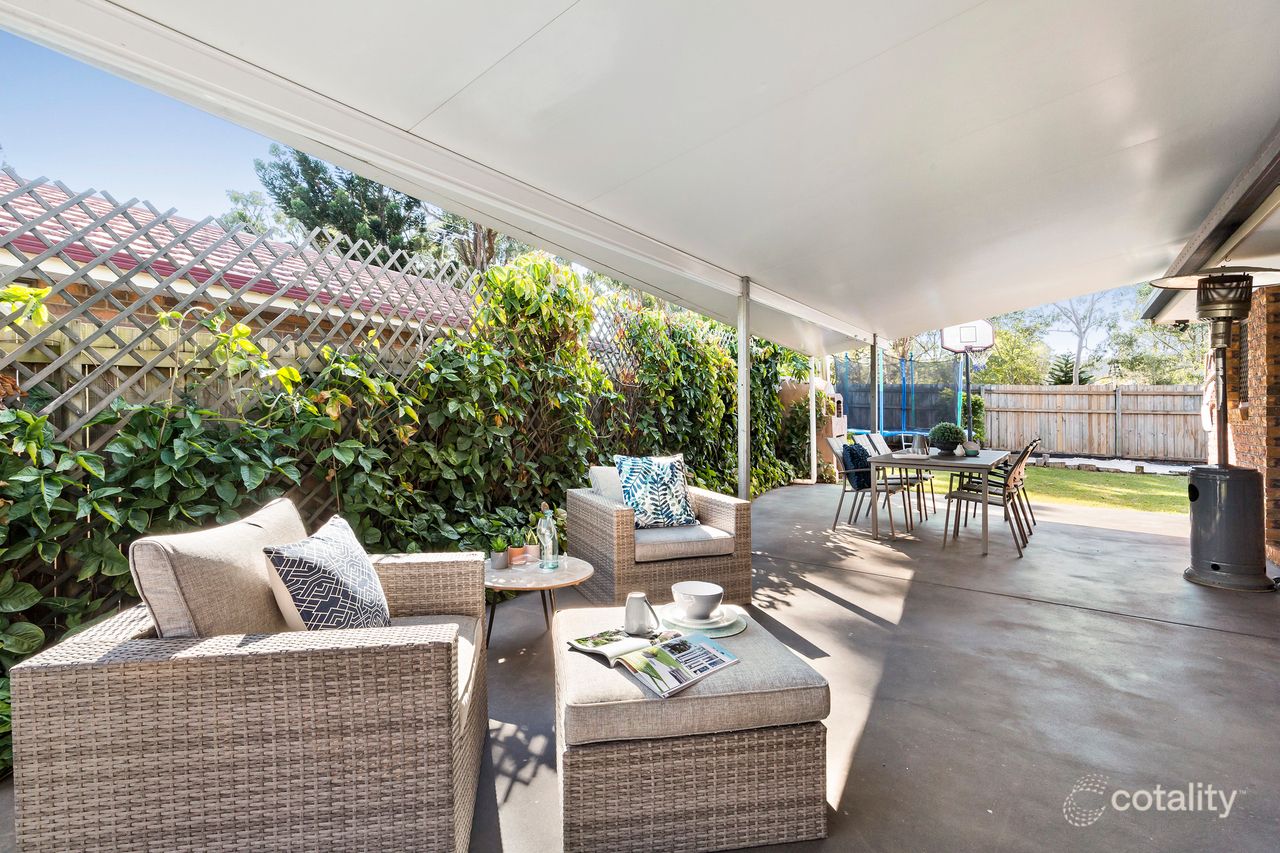 9 Brentwood Dr, Daisy Hill, QLD 4127