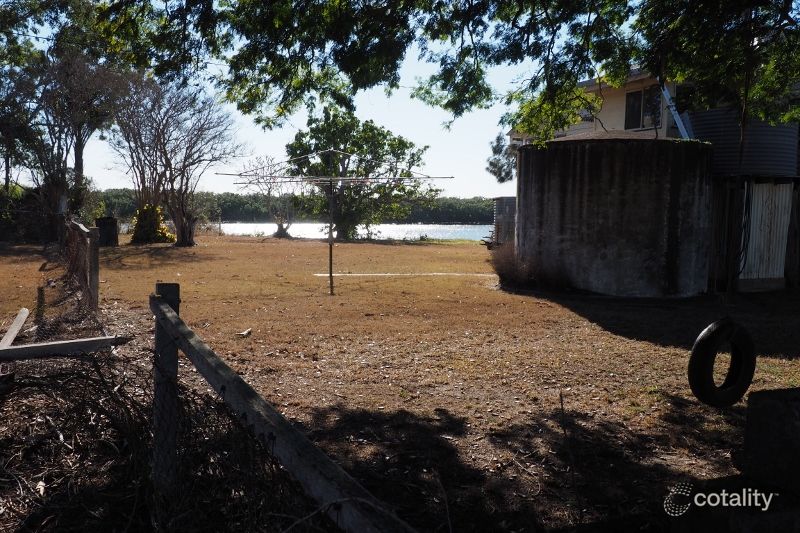 82 Nickols Rd, Walkers Point, QLD 4650