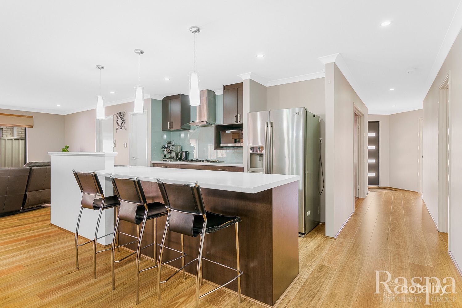 9 Tongaroo Bvd, Success, WA 6164