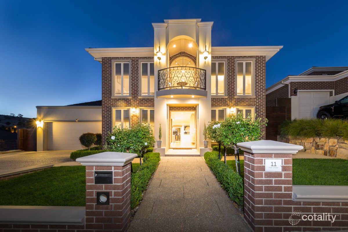 11 Peer St, South Morang, VIC 3752