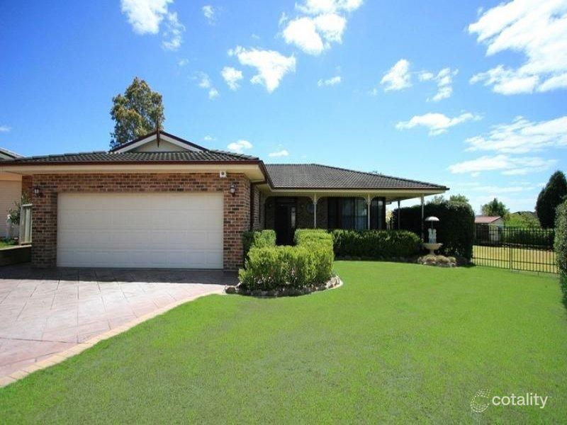 13 Beasley Cl, Largs, NSW 2320