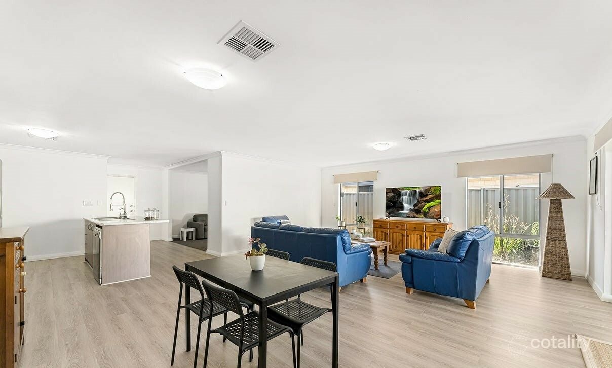 68 Weewar Cct, South Yunderup, WA 6208