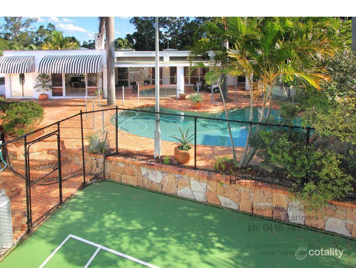 58 Marmindie St, Chapel Hill, QLD 4069