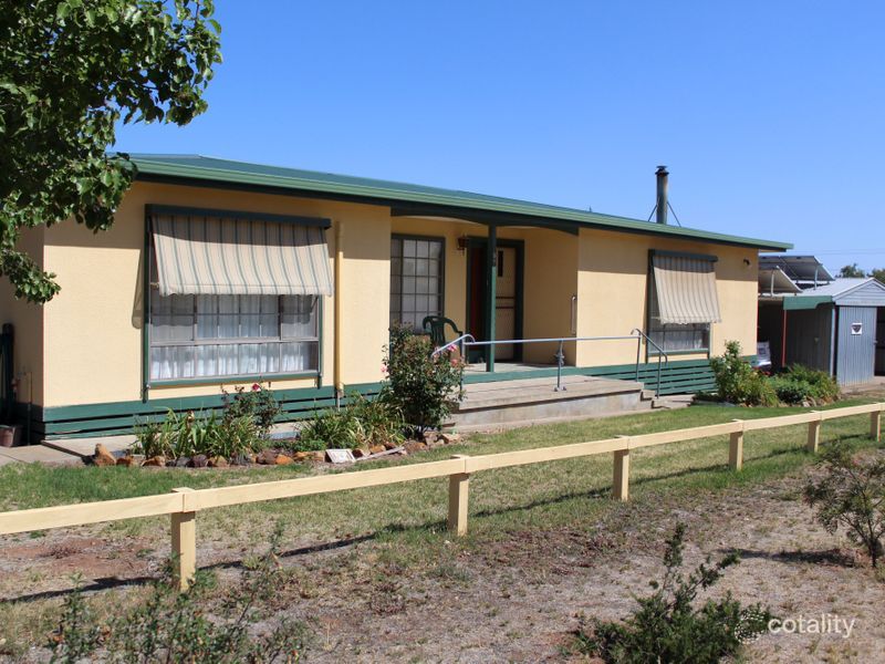 51 George St, Nhill, VIC 3418