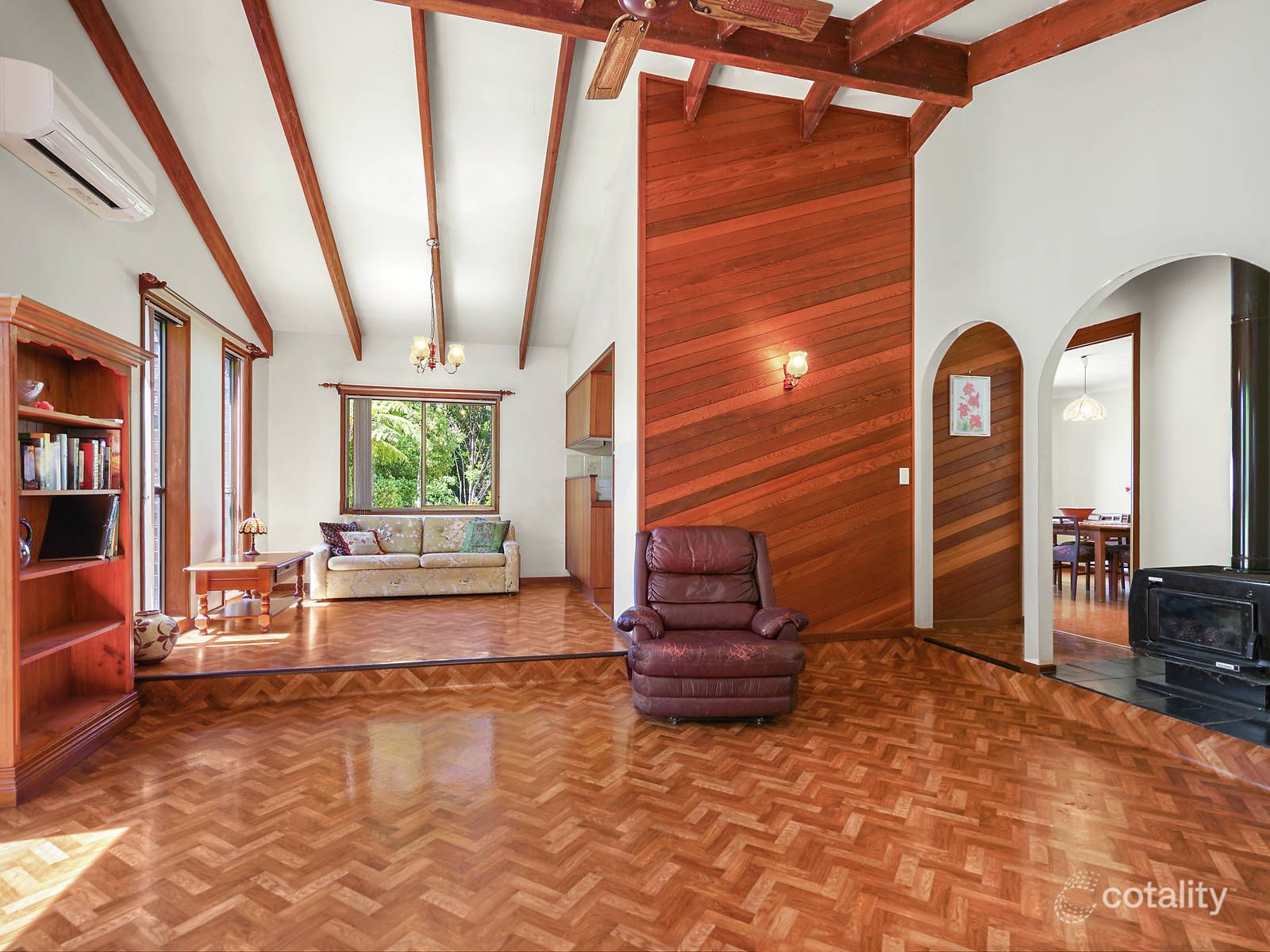 15 Nargoon Ct, Ocean Shores, NSW 2483