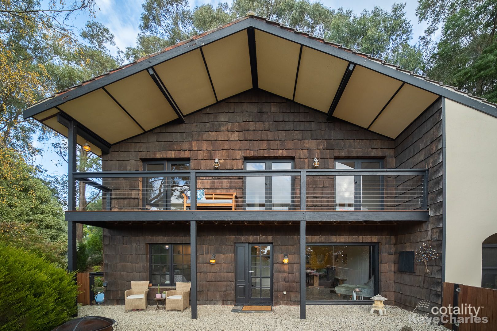 28 Elm Cres, Emerald, VIC 3782