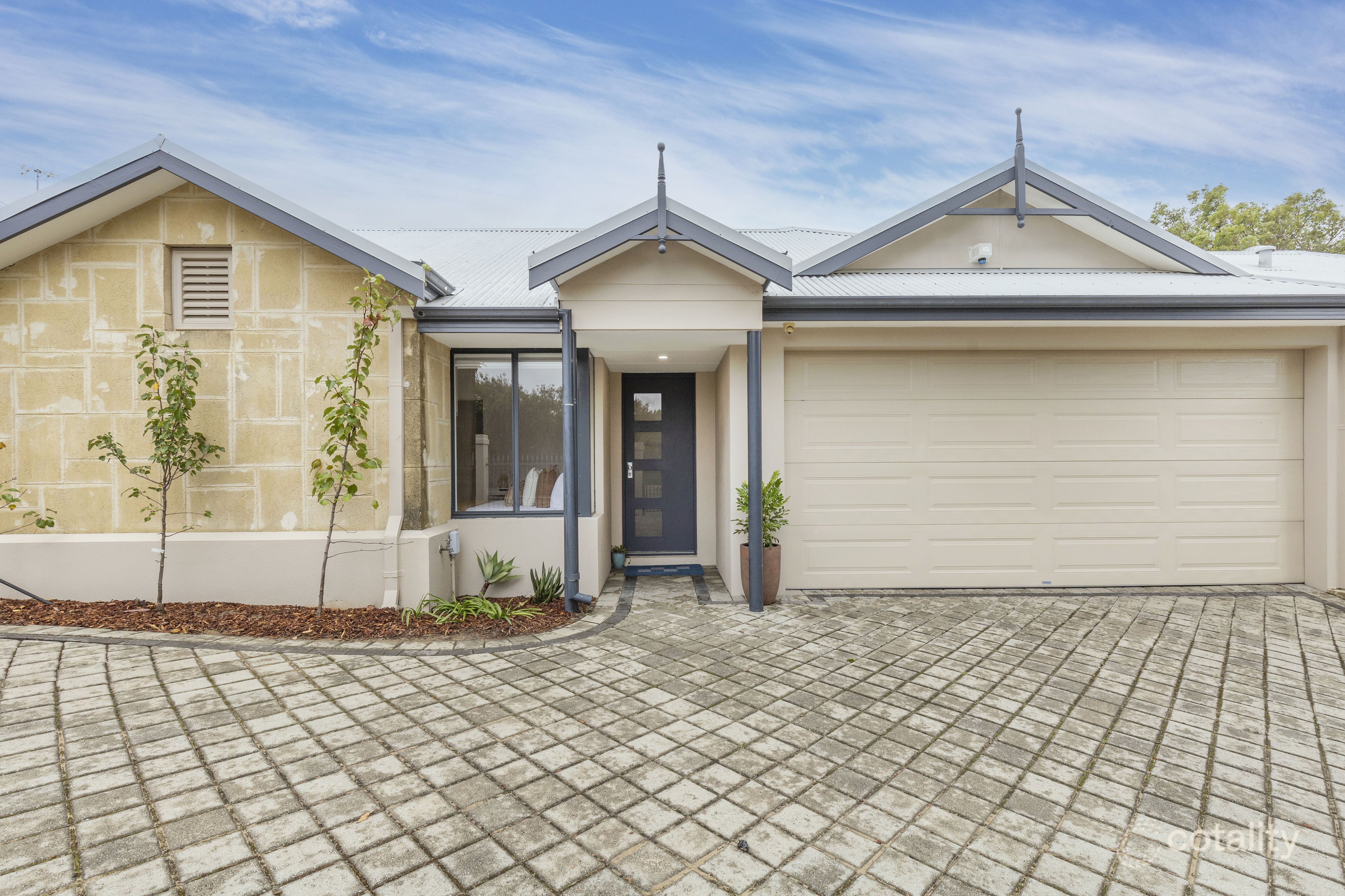 148b Huntriss Rd, Doubleview, WA 6018