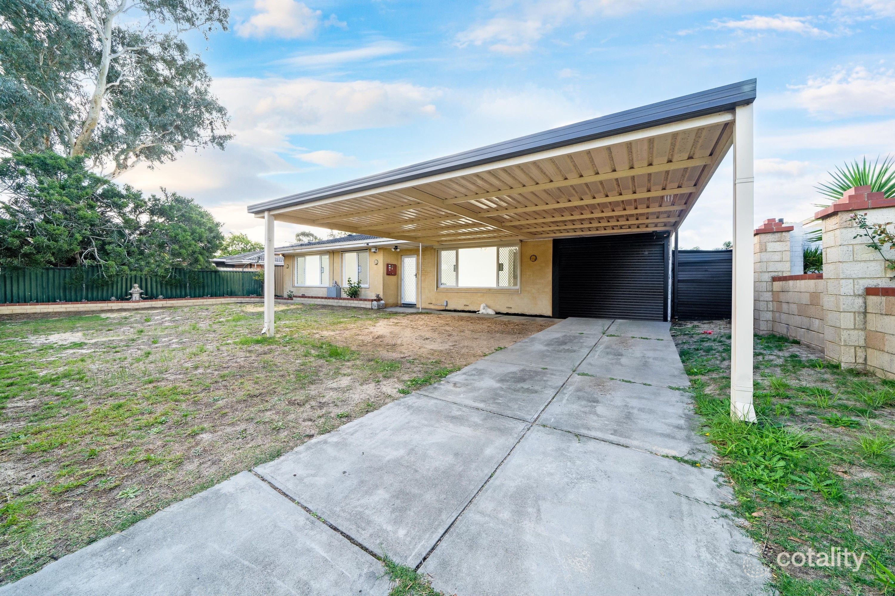 2 Holling St, Maddington, WA 6109