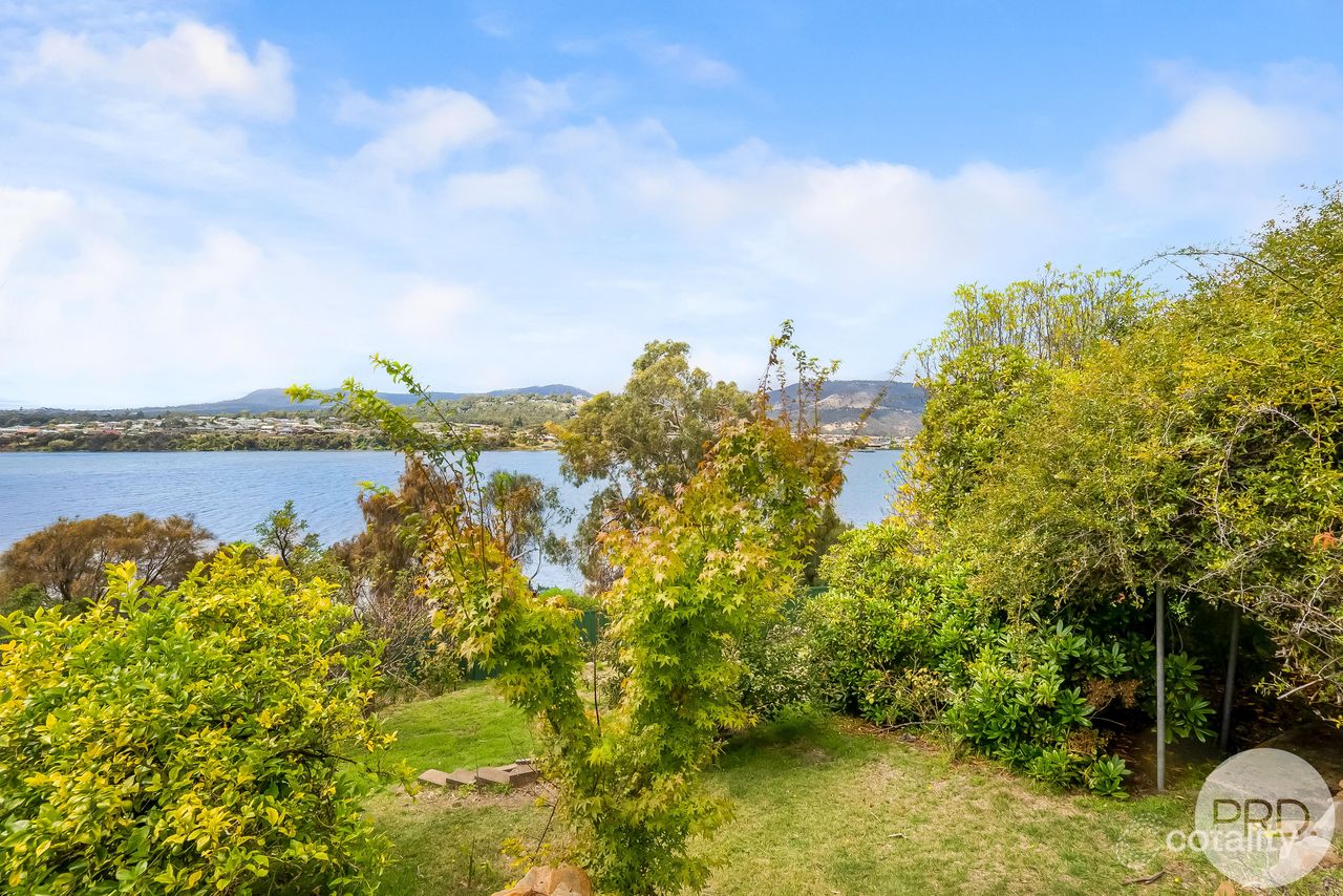 39 Wendourie Pde, Austins Ferry, TAS 7011