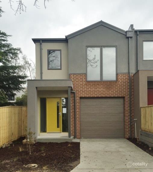 8 Toby Pl, Mooroolbark, VIC 3138