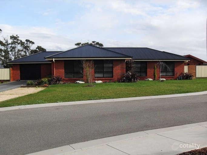 7 Maiden Pl, Newnham, TAS 7248
