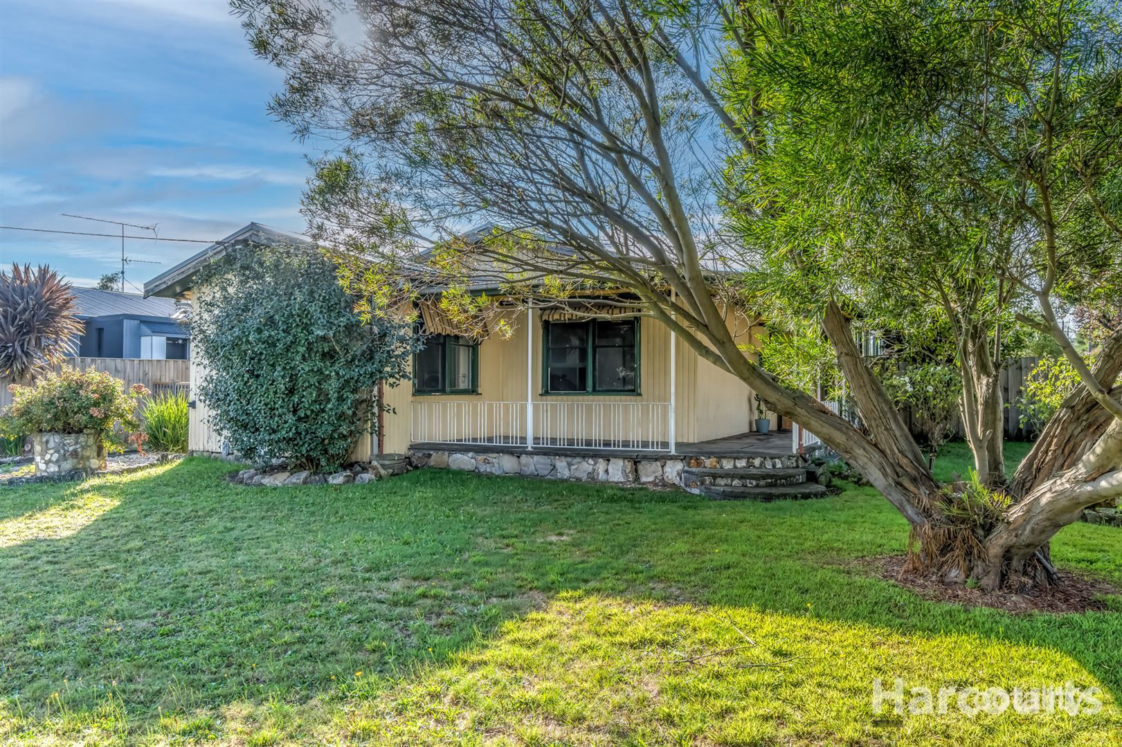 33 Western Ave, Newborough, VIC 3825