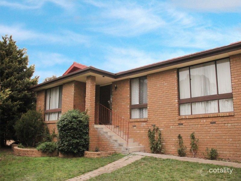 12 Willow Dr, Hampton Park, VIC 3976