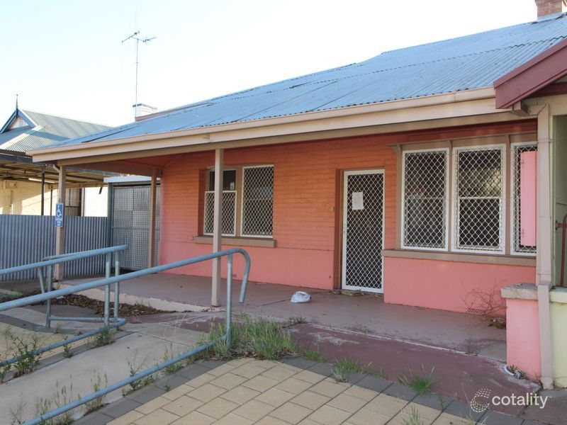 8 Marryatt St, Port Augusta, SA 5700
