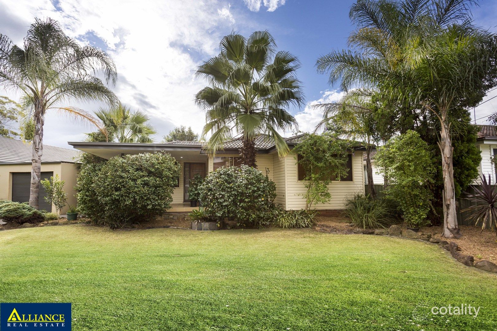 21 Flanders Ave, Milperra, NSW 2214