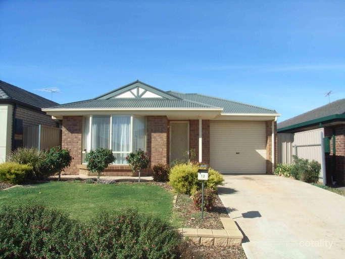 12 Spaxton Cres, Craigmore, SA 5114
