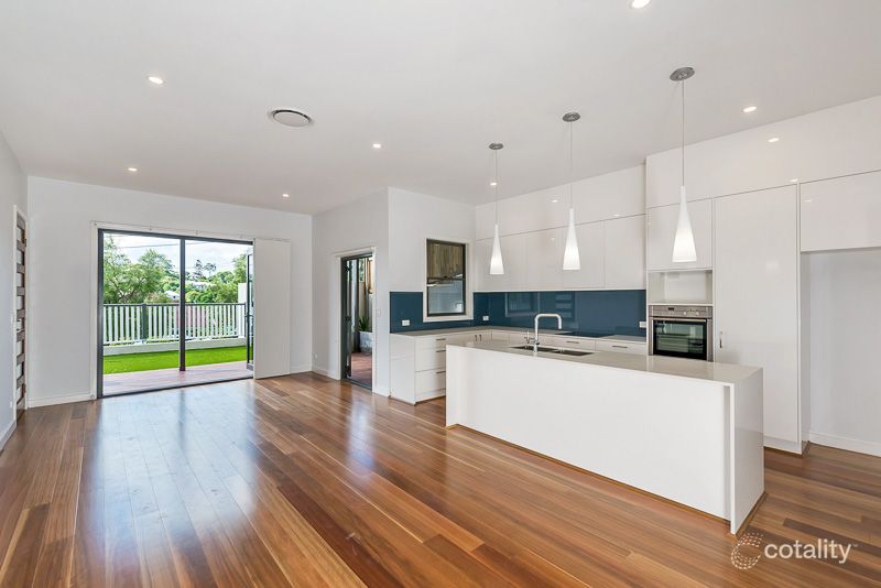 17 Victoria Cres, Toowong, QLD 4066