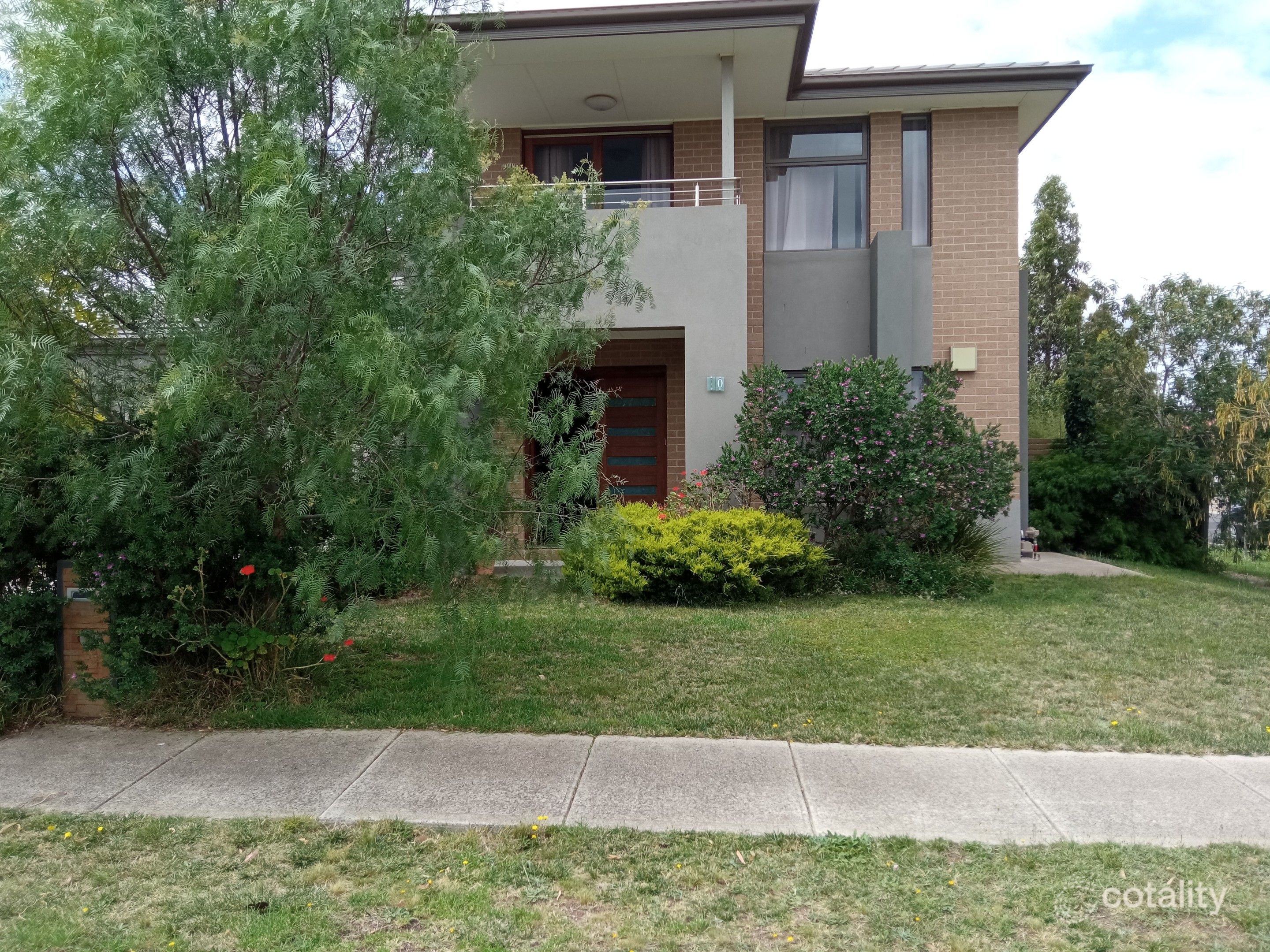 10 Mchaffie Tce, Manor Lakes, VIC 3024