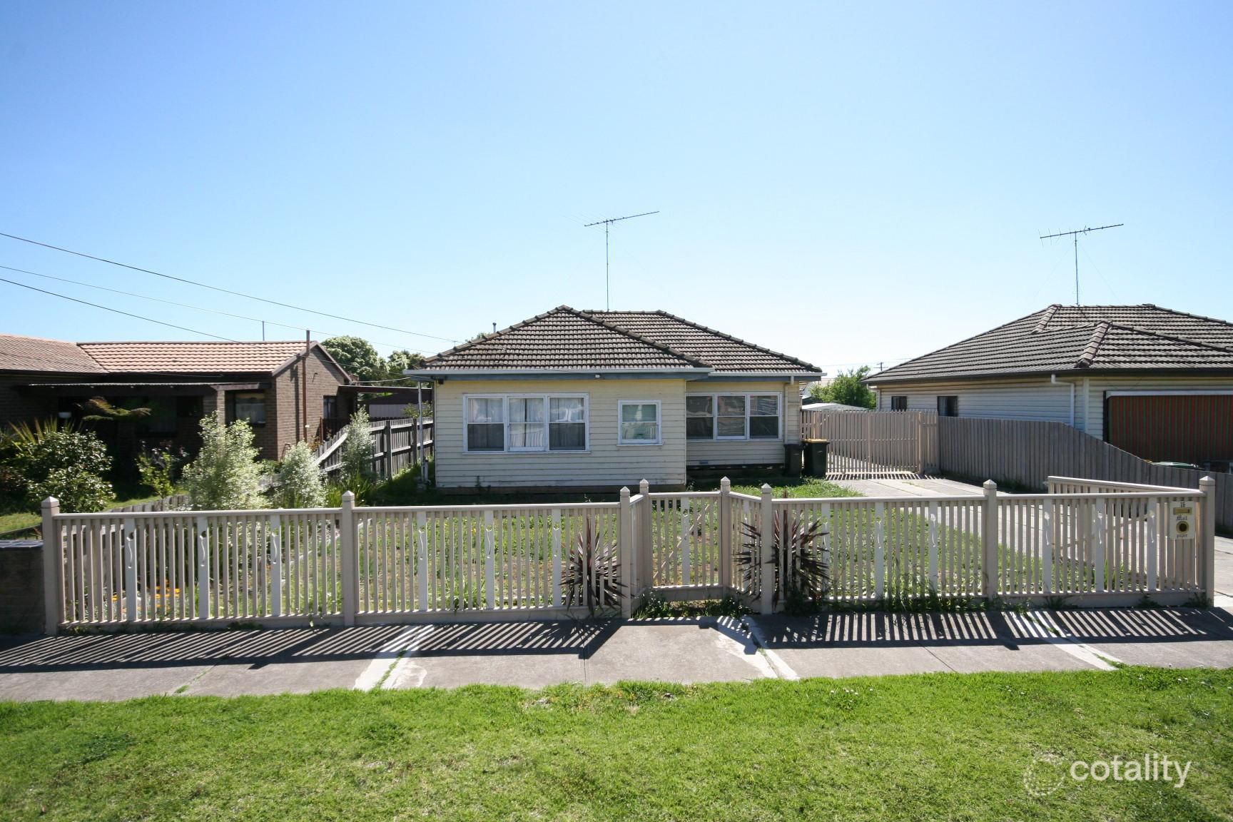 16 Brayshay Rd, Newcomb, VIC 3219