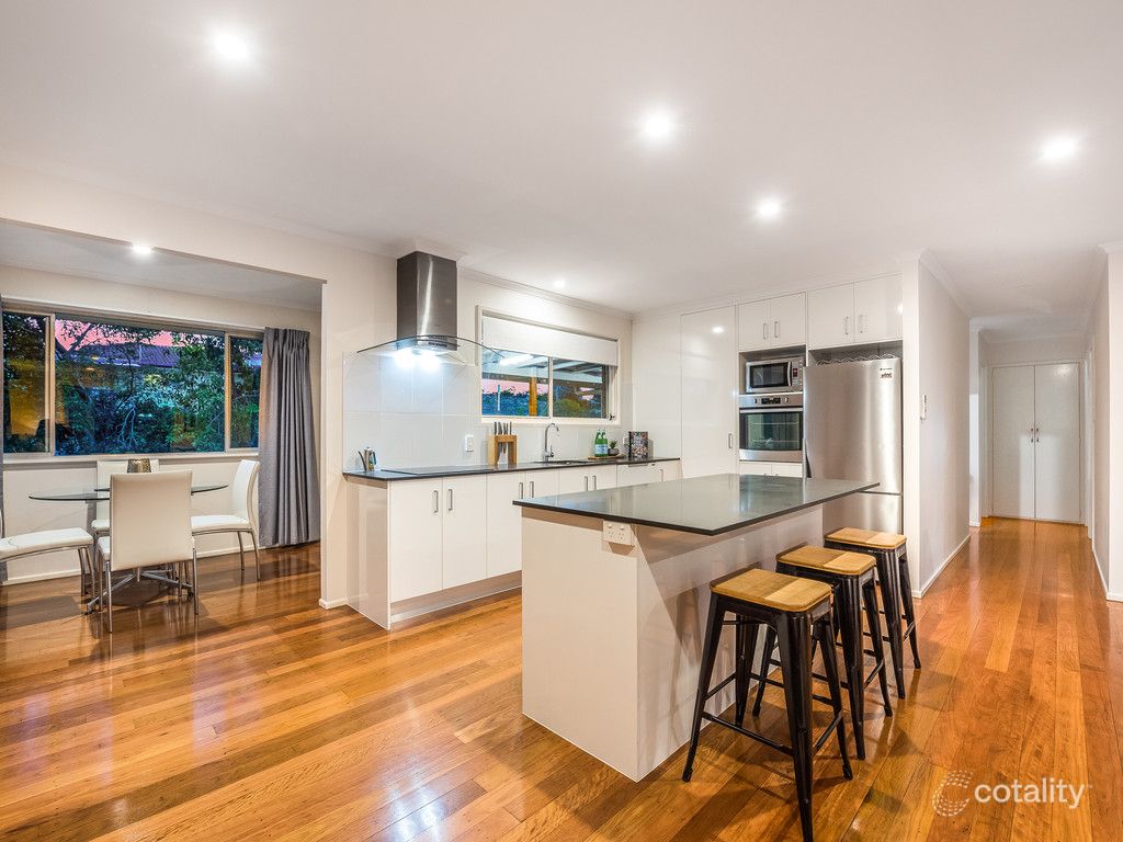 25 Pandeen Rd, Rochedale South, QLD 4123