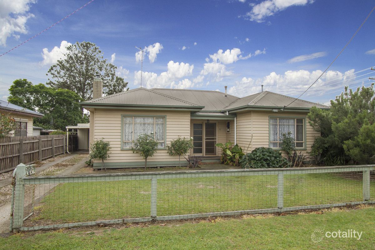 10 Short St, Maffra, VIC 3860