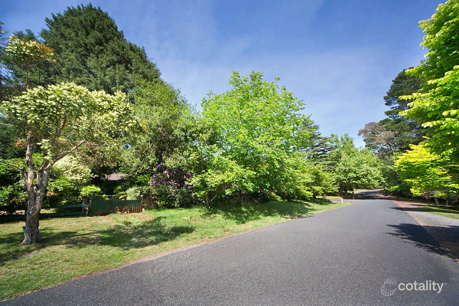 17 Brentwood Ave, Blackheath, NSW 2785