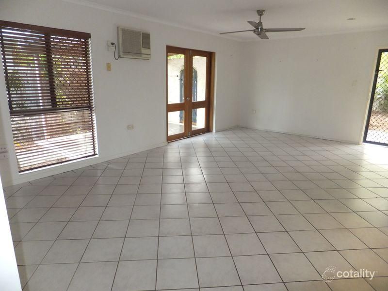 426 Varley St, Yorkeys Knob, QLD 4878