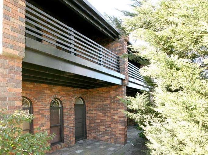 2/460 Middleborough Rd, Blackburn, VIC 3130