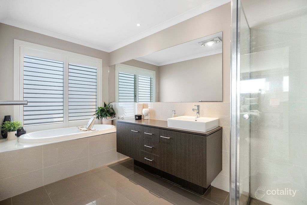 19a Myrtle Cres, Ferntree Gully, VIC 3156