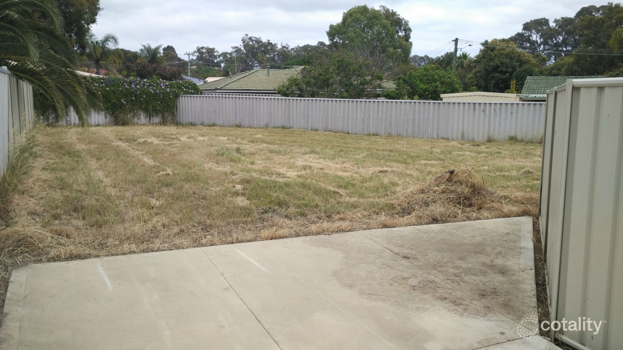 15a Hoyton Pl, Parmelia, WA 6167