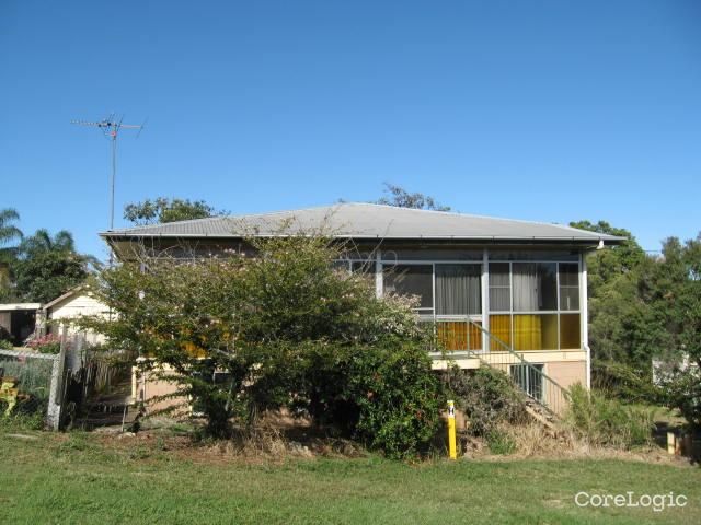8 John St, Lowood, QLD 4311