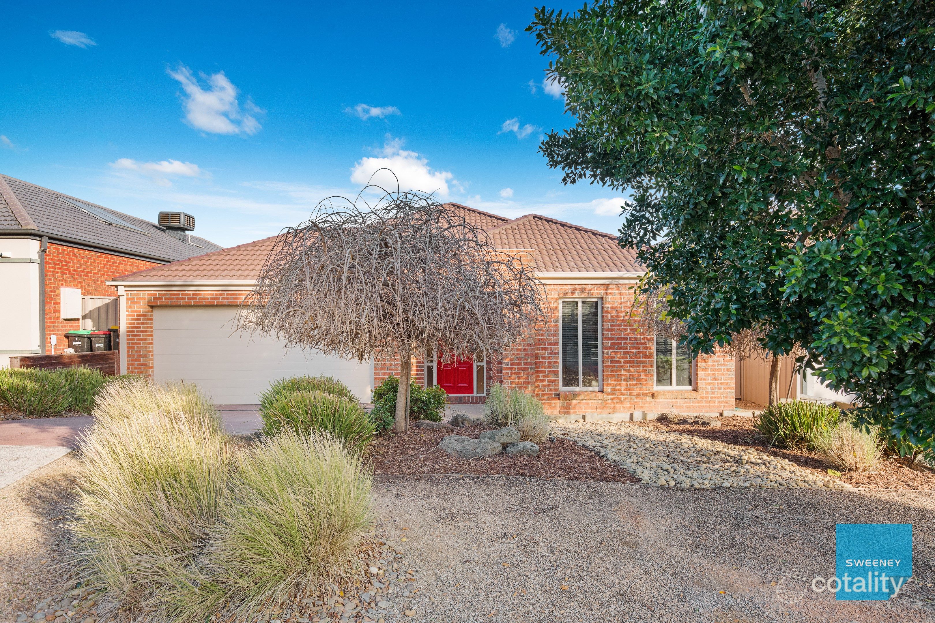 7 Bunyip Walk, Caroline Springs, VIC 3023