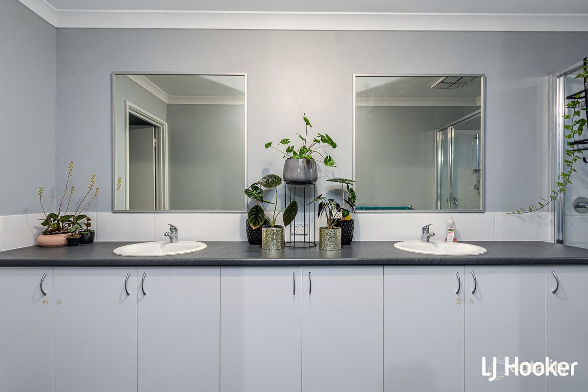 17 Dargie Way, Alkimos, WA 6038