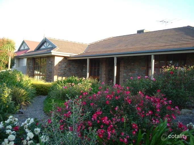 77 Aldinga Rd, Willunga, SA 5172