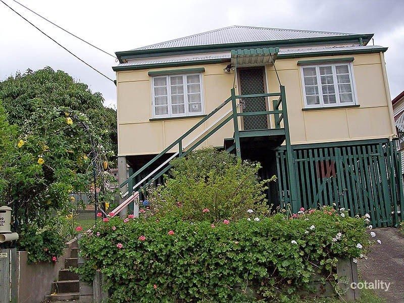 99 Cedar St, Greenslopes, QLD 4120