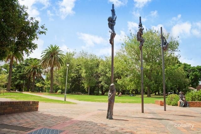 1 Balaclava Rd, St Kilda East, VIC 3183