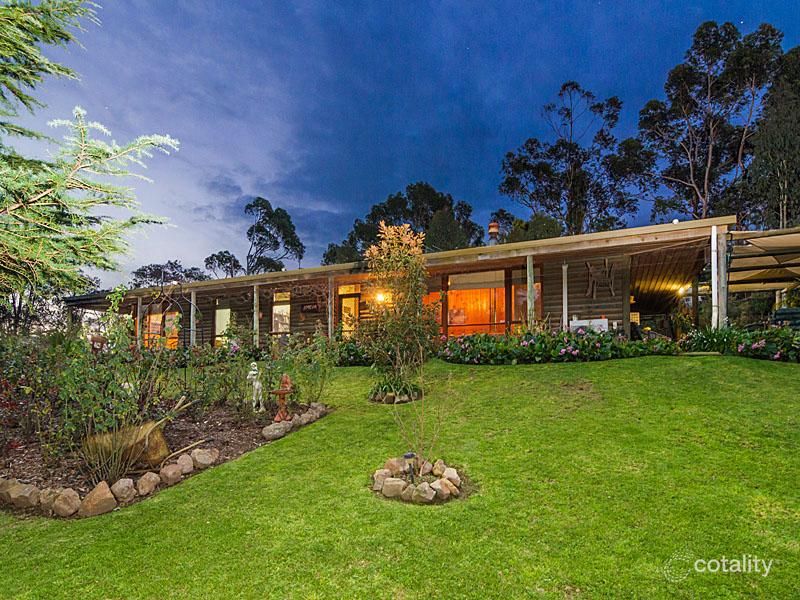 145 Pedare Park Rd, Woodside, SA 5244