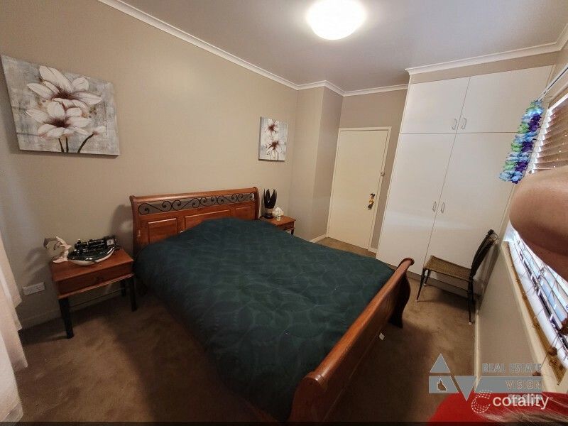 60-62 Macdonald Cres, Blackwater, QLD 4717