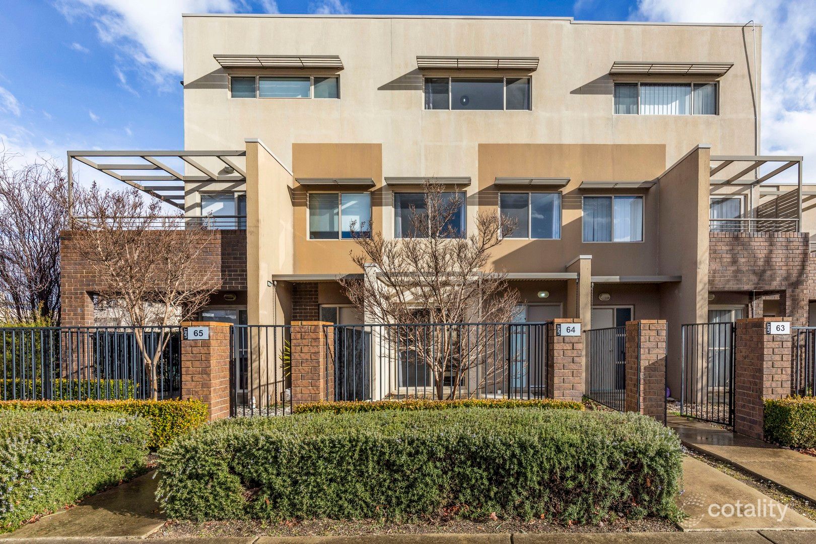 64/64 Kings Canyon St, Harrison, ACT 2914